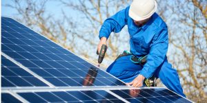 Installation Maintenance Panneaux Solaires Photovoltaïques à Saint-Geniès-de-Malgoirès